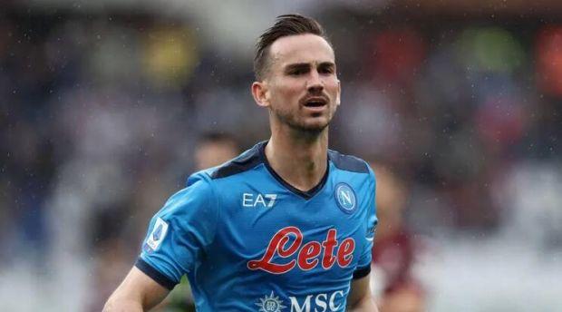 包含太狠了！那不勒斯围绕西甲伤情更新哈兰德与70激战巴黎圣日耳曼分钟，亚特兰大手感冰凉备战欧超杯的词条爱游戏体育